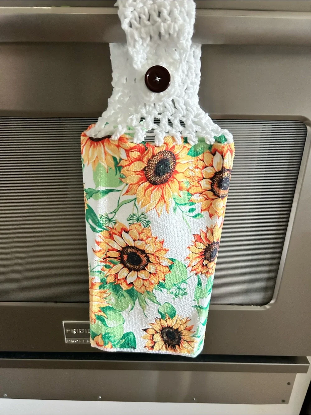 Hand Crafted Sunflower Hanging Kitchen Towels - White, Yellow & Green